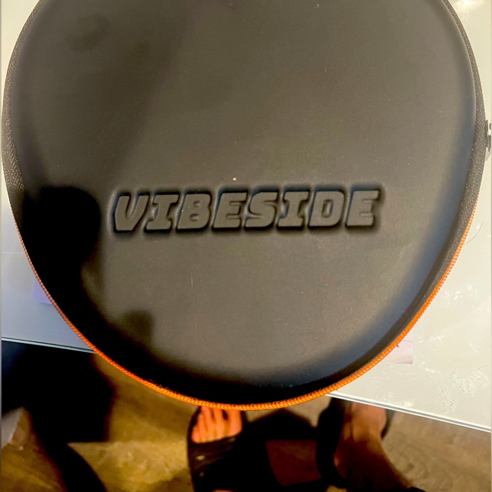 Vibeside Air Pods Max Case